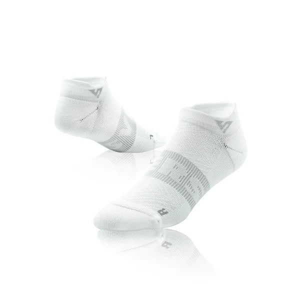 White | Trainer Socks